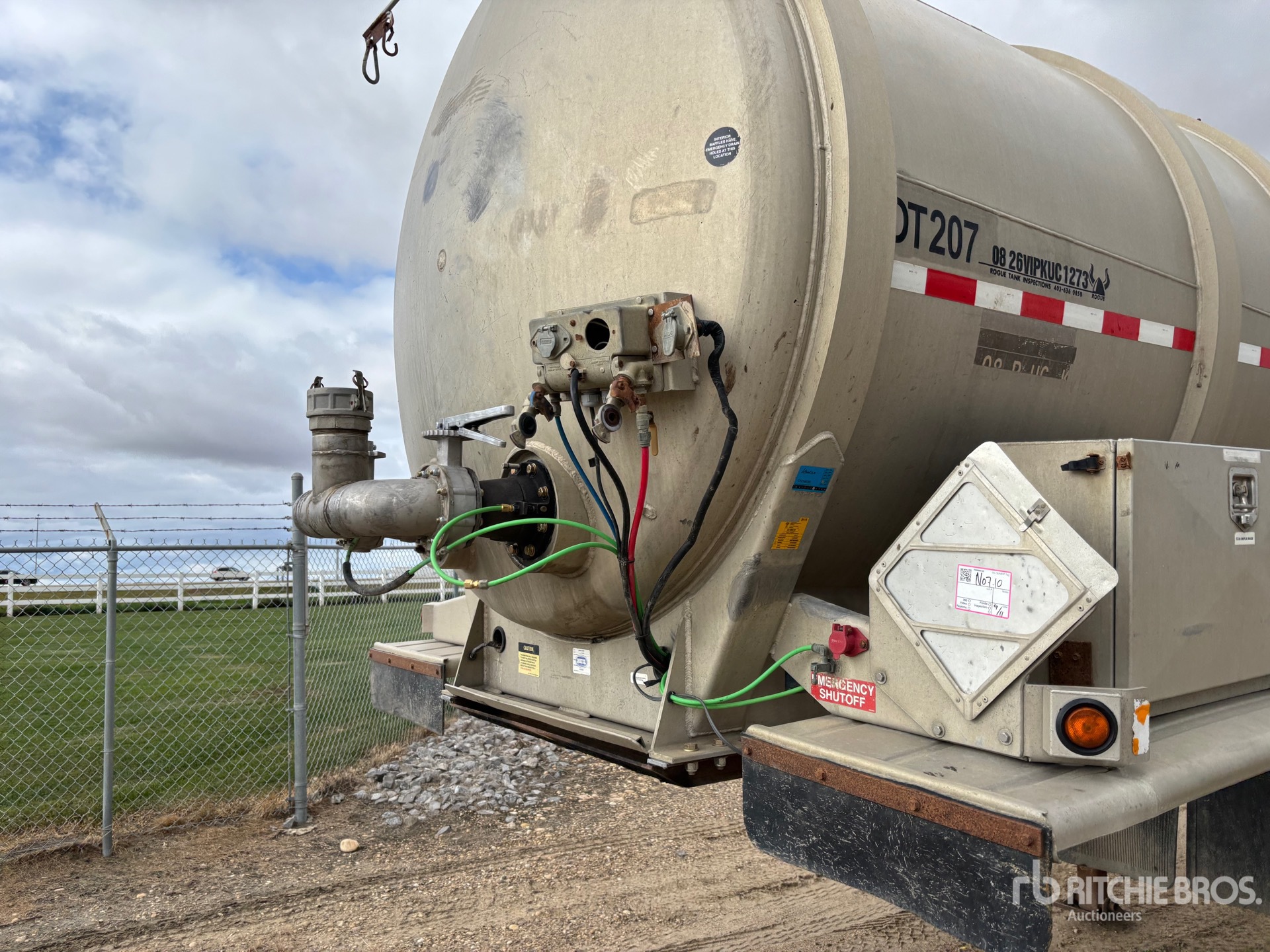 2009 Heil 10000 GAL TRI/A