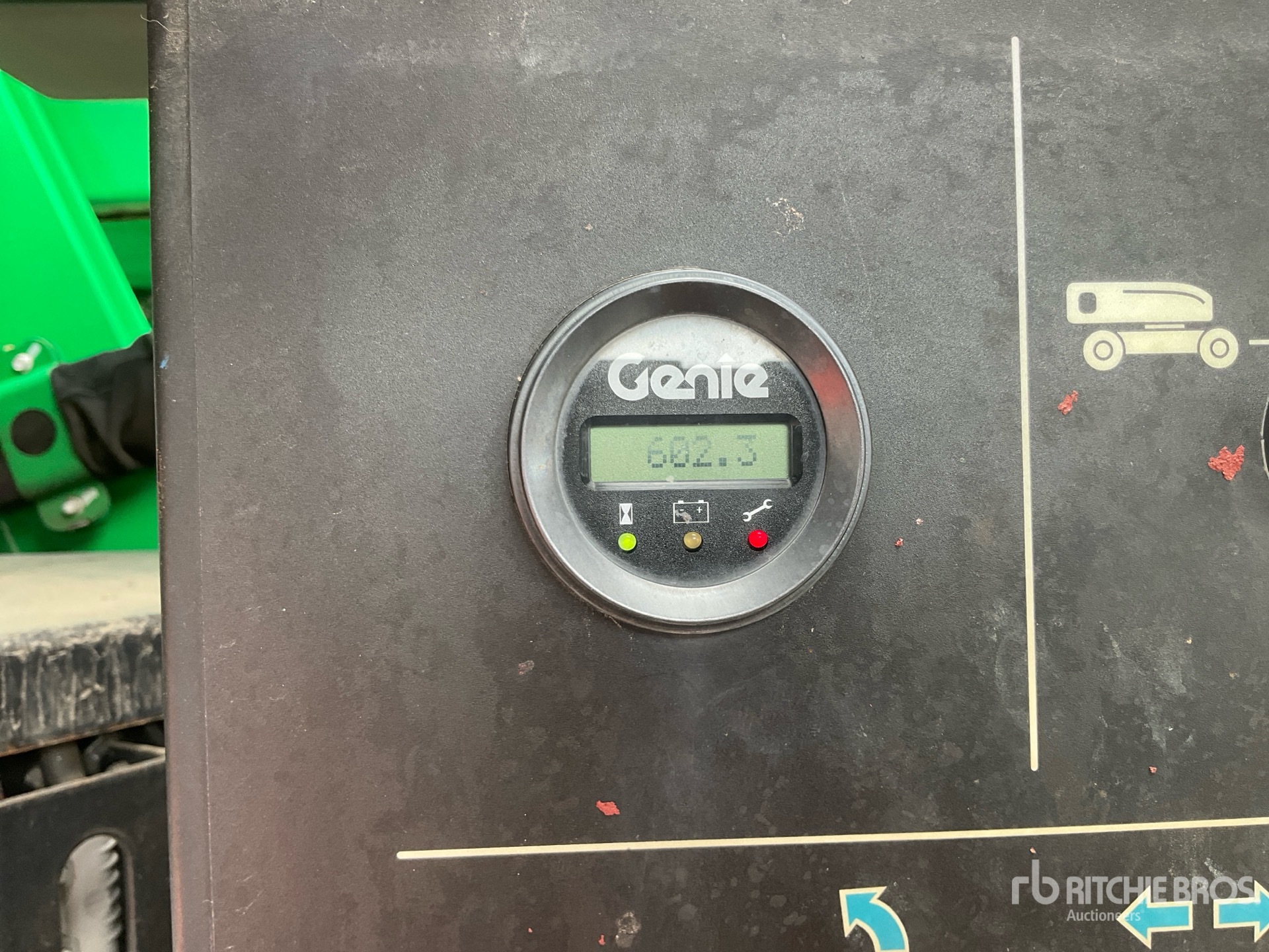 General Appearance with Hour Meter / Odometer