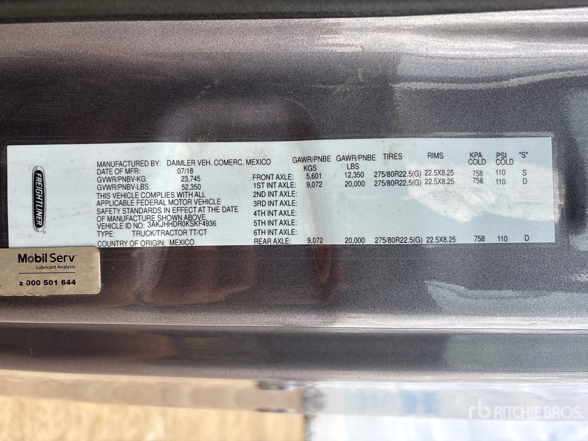 2019 Freightliner CASCADIA 126