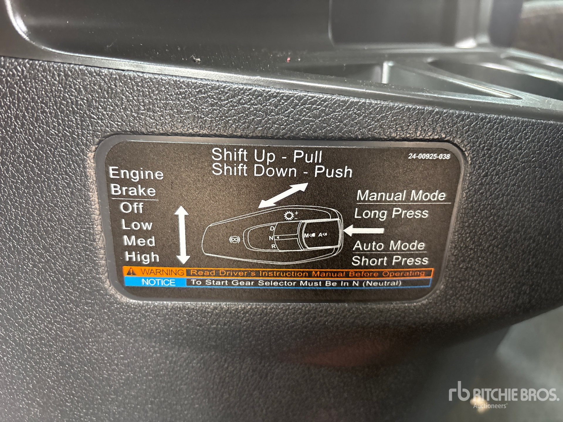 2019 Freightliner CASCADIA 126