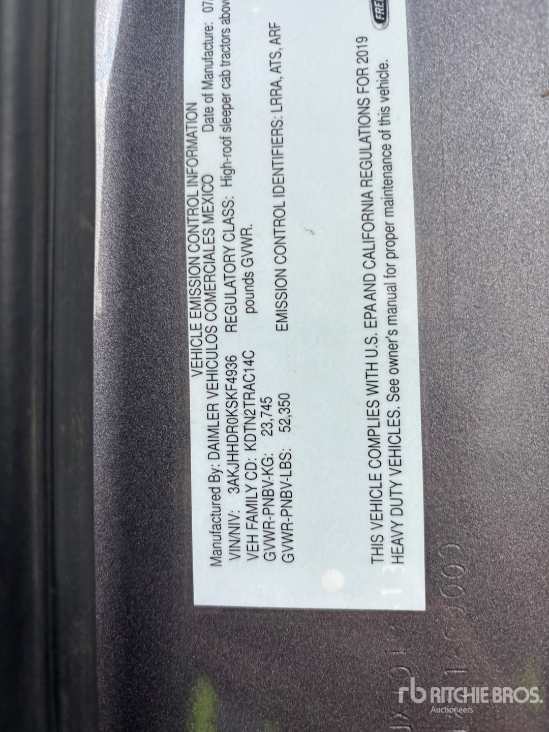 2019 Freightliner CASCADIA 126