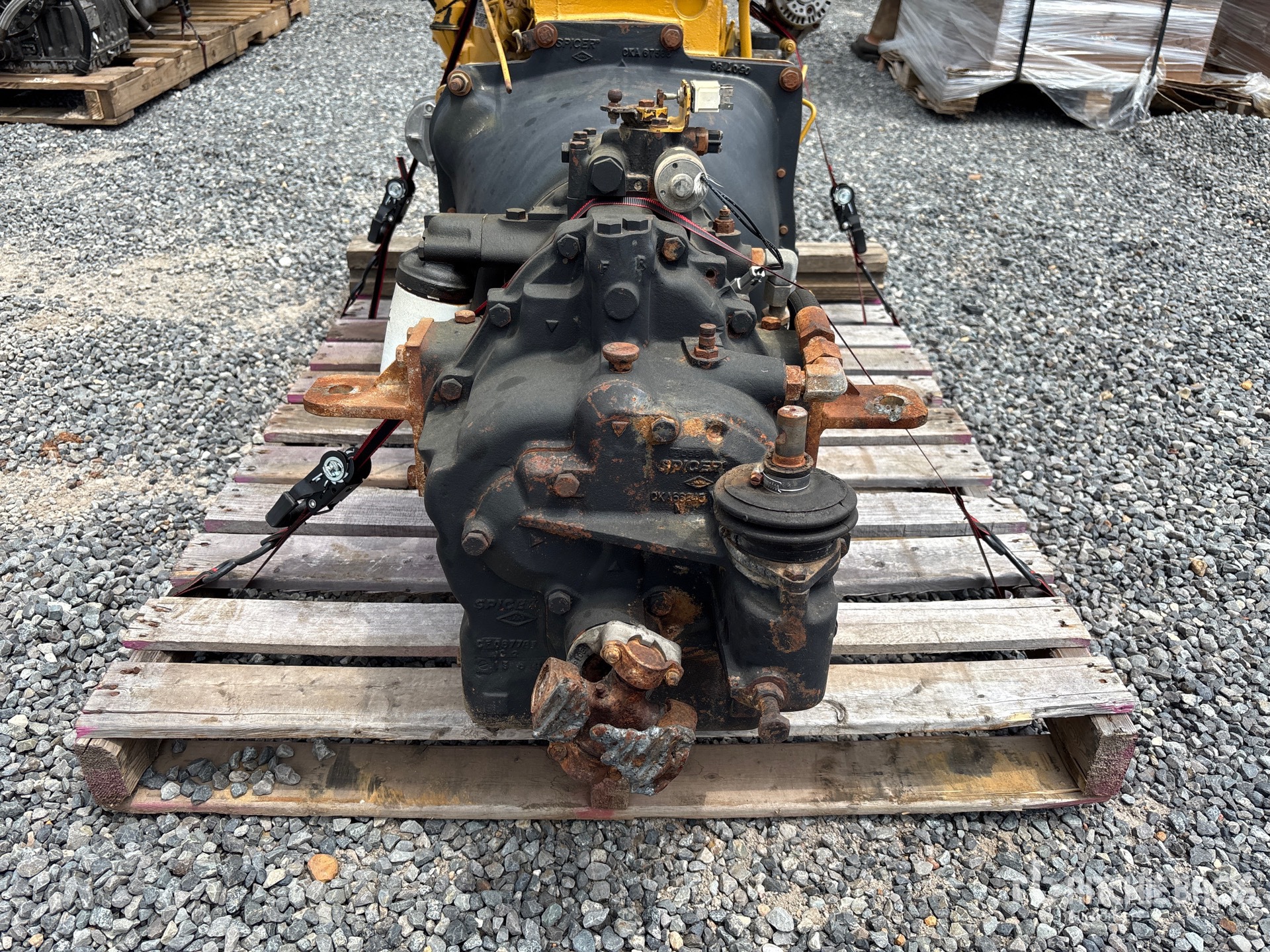 Caterpillar 3054