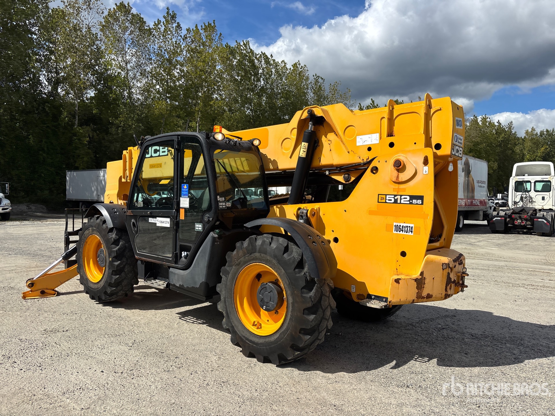 2017 JCB 512-56