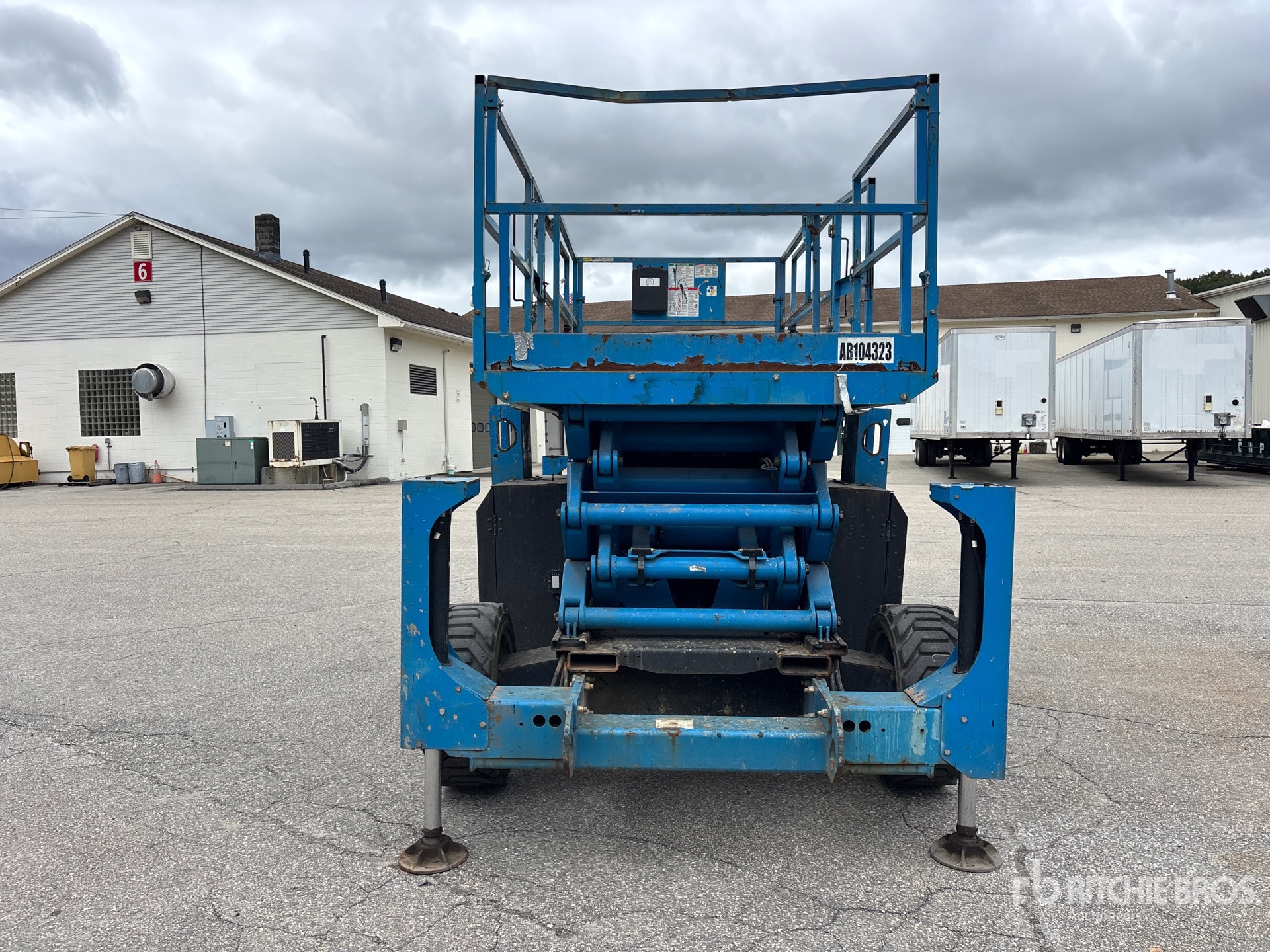 2016 Genie GS-4390