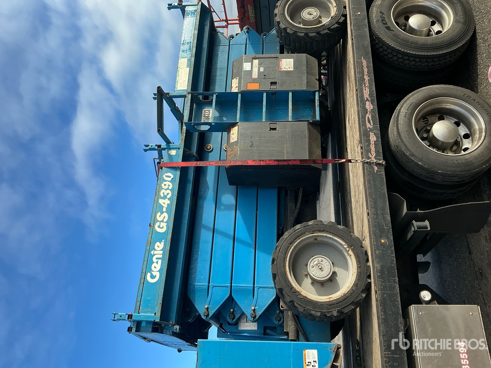 2016 Genie GS-4390