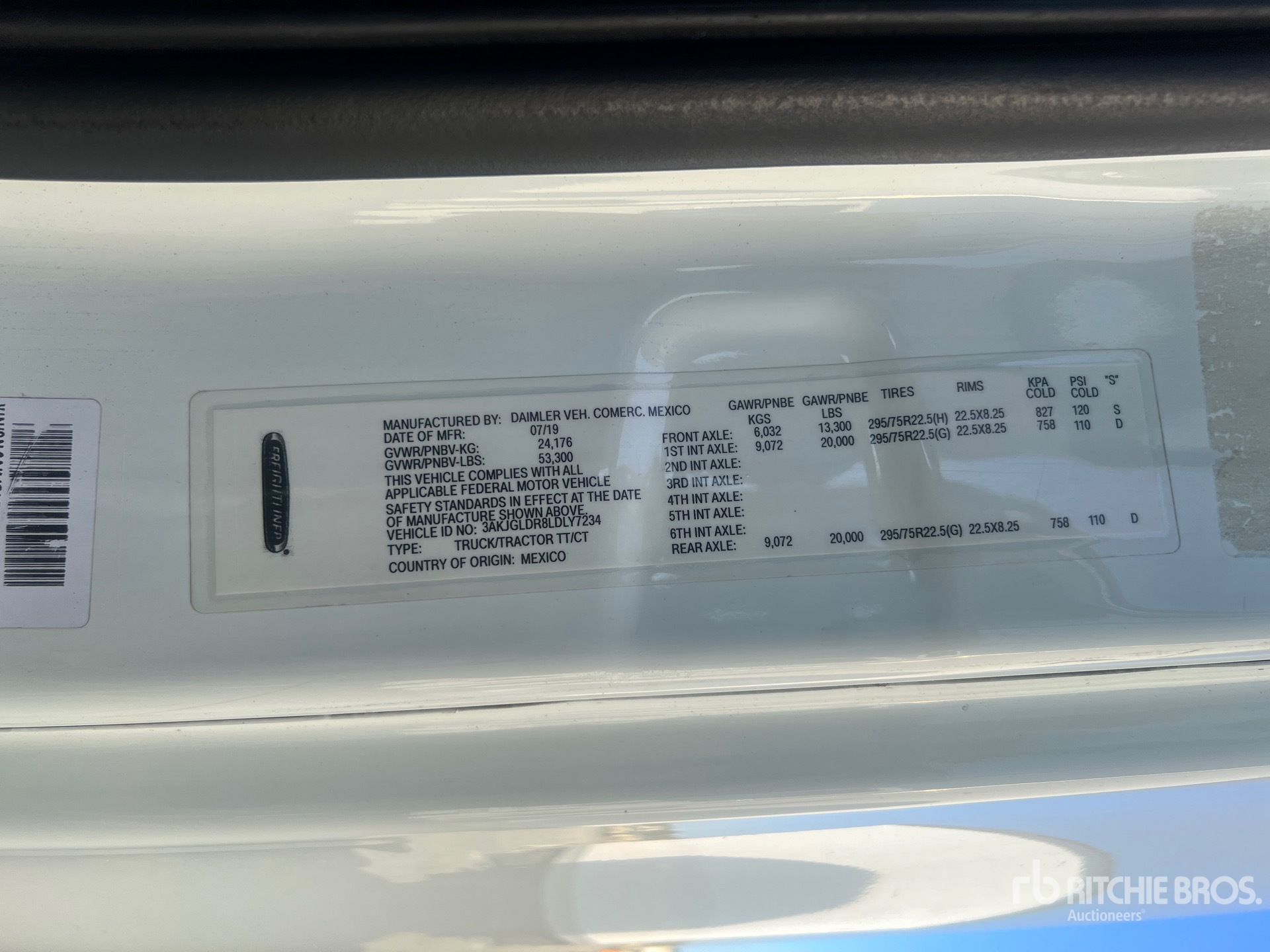 2020 Freightliner CASCADIA 125