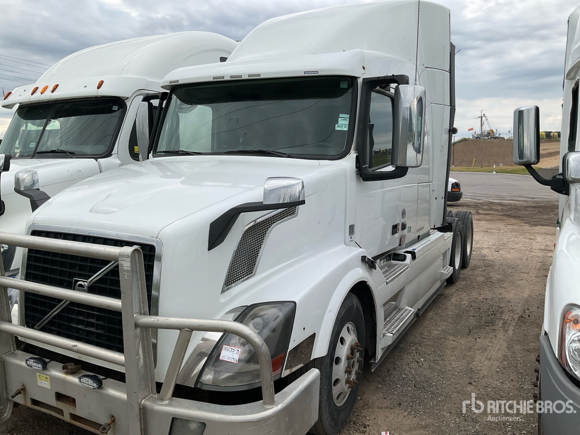 2016 Volvo VNL