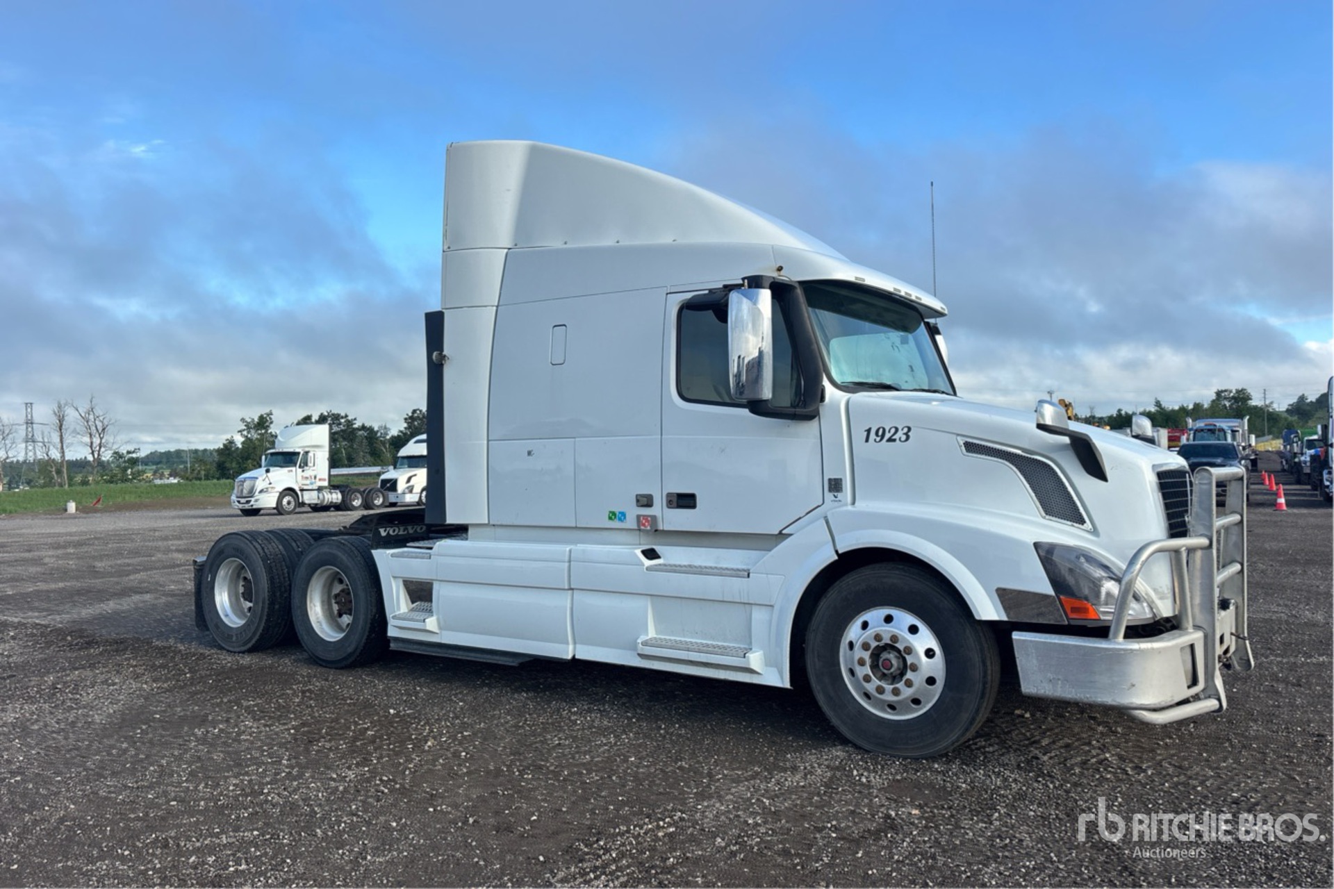 2016 Volvo VNL