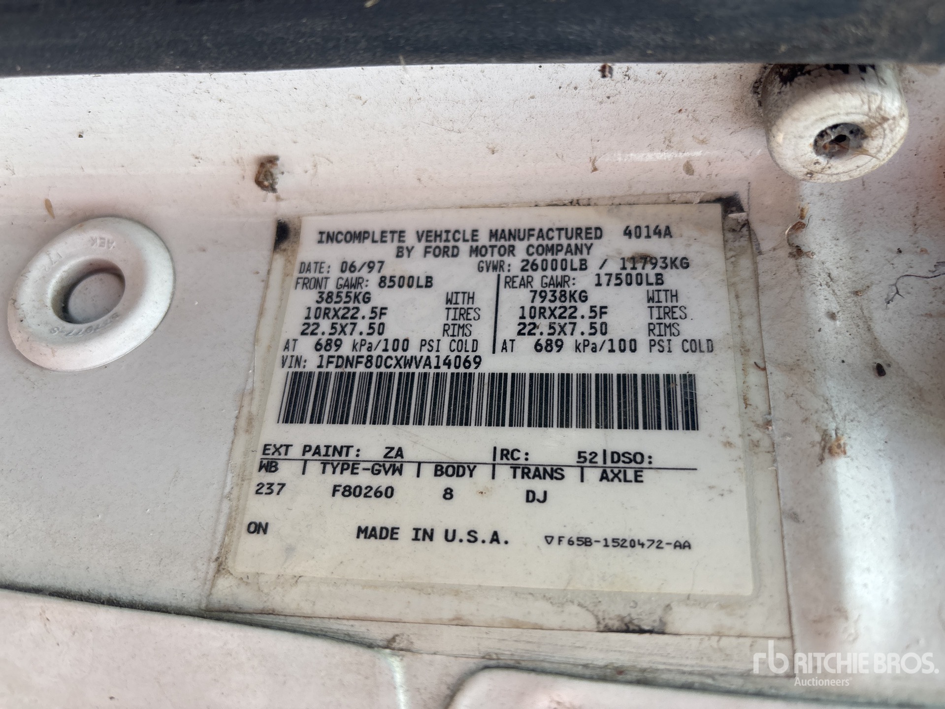 1998 Ford F800
