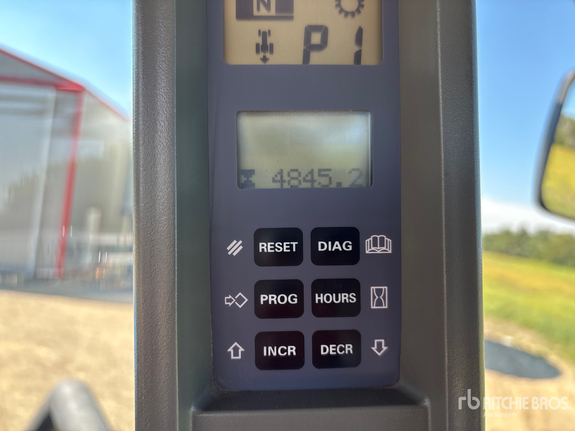 2005 New Holland TJ425