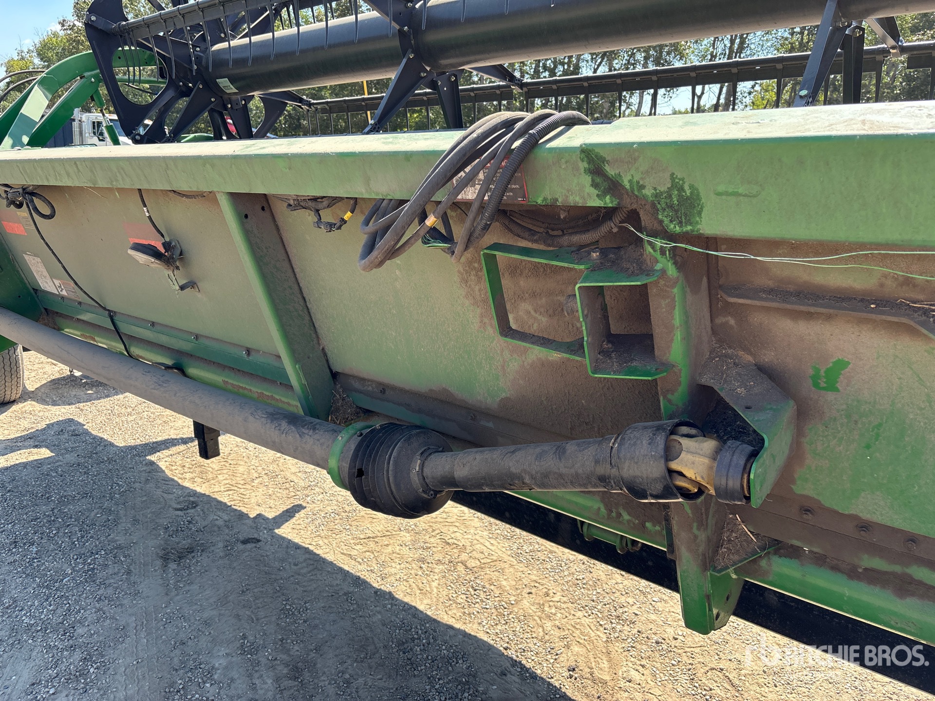 2011 John Deere 630F