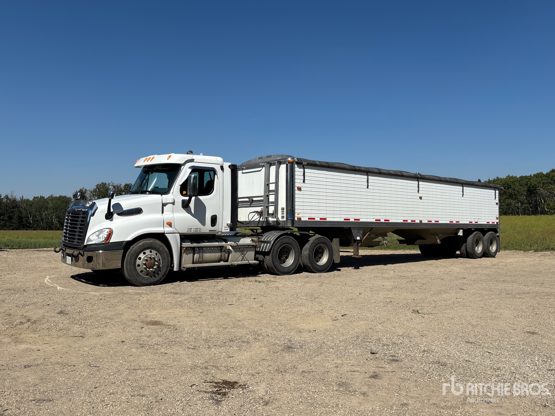 2011 Freightliner CASCADIA