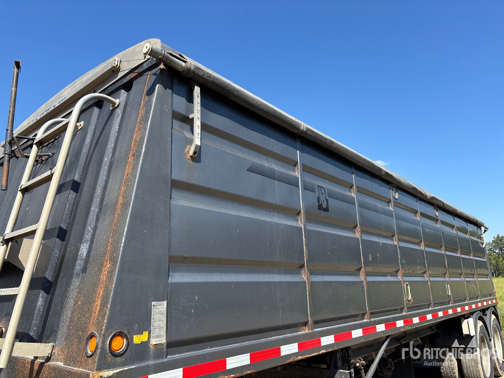 2013 Neville 28 FT T/A