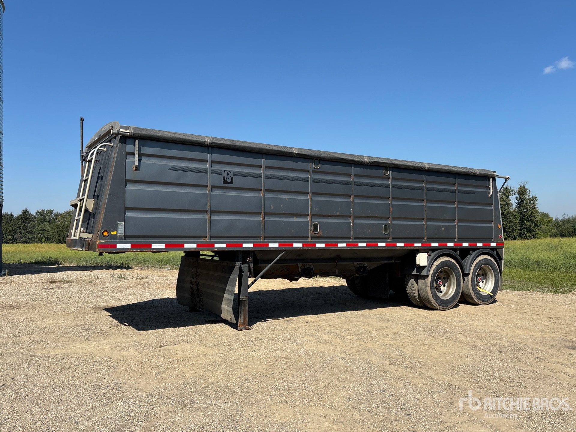 2013 Neville 28 FT T/A