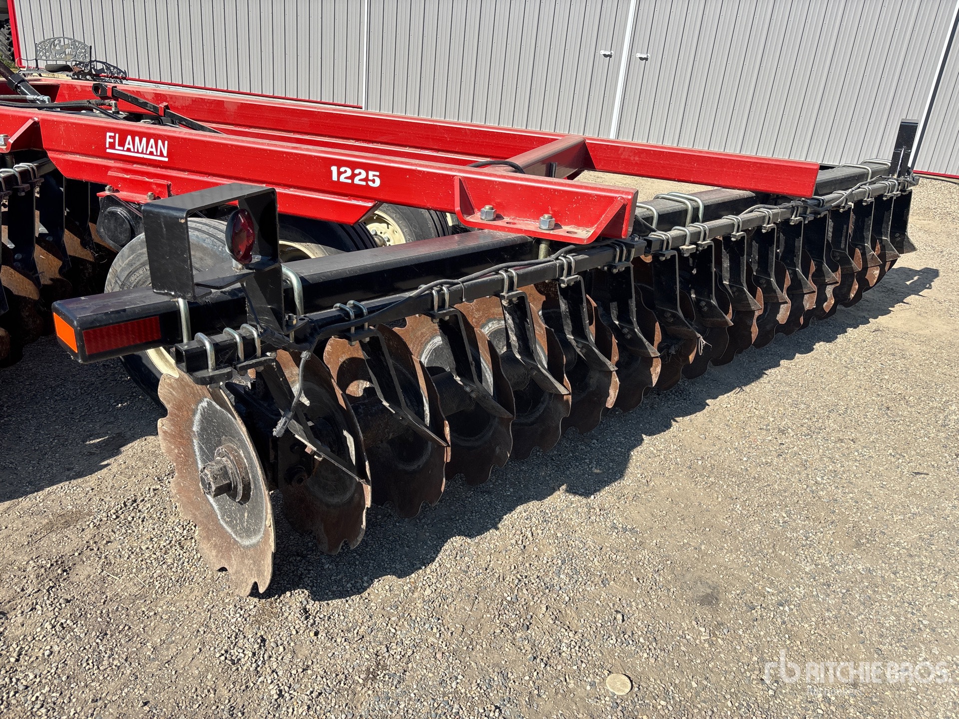 2018 Farm King 1225