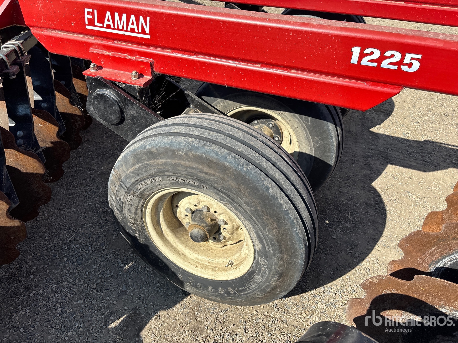 2018 Farm King 1225