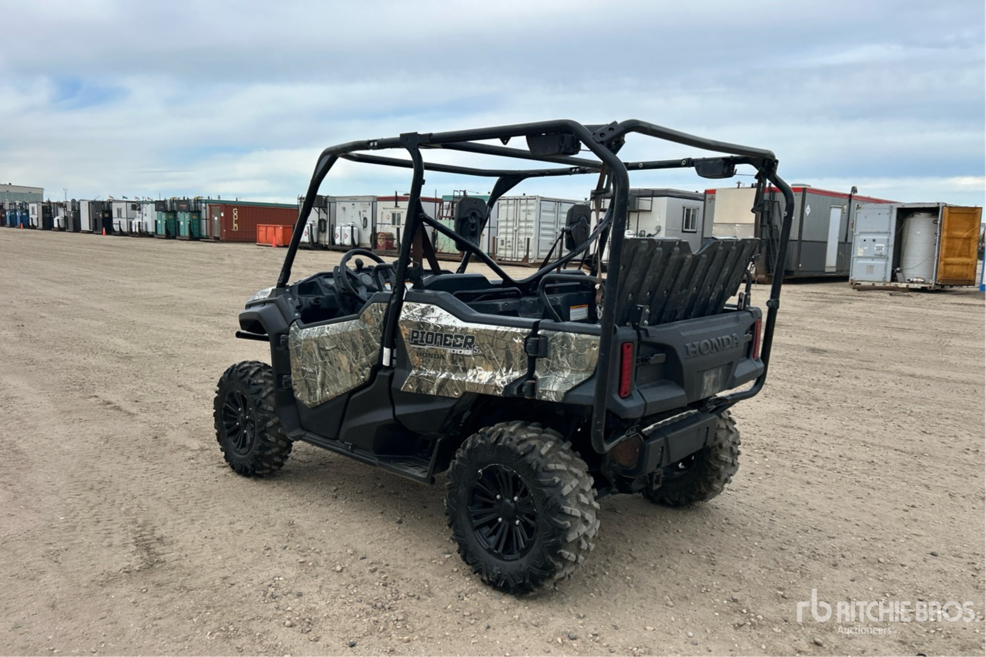 General Appearance with Picture, Left Rear Corner