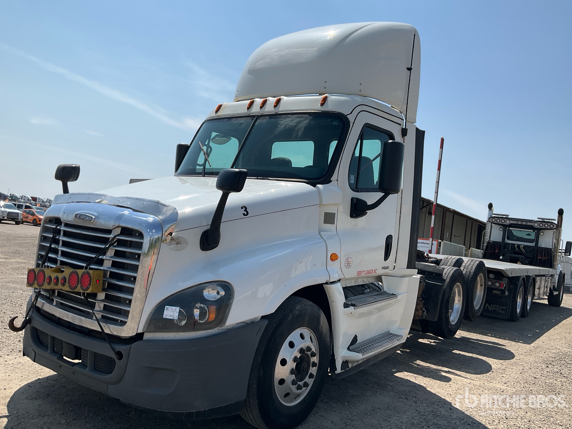 2017 Freightliner CASCADIA 125
