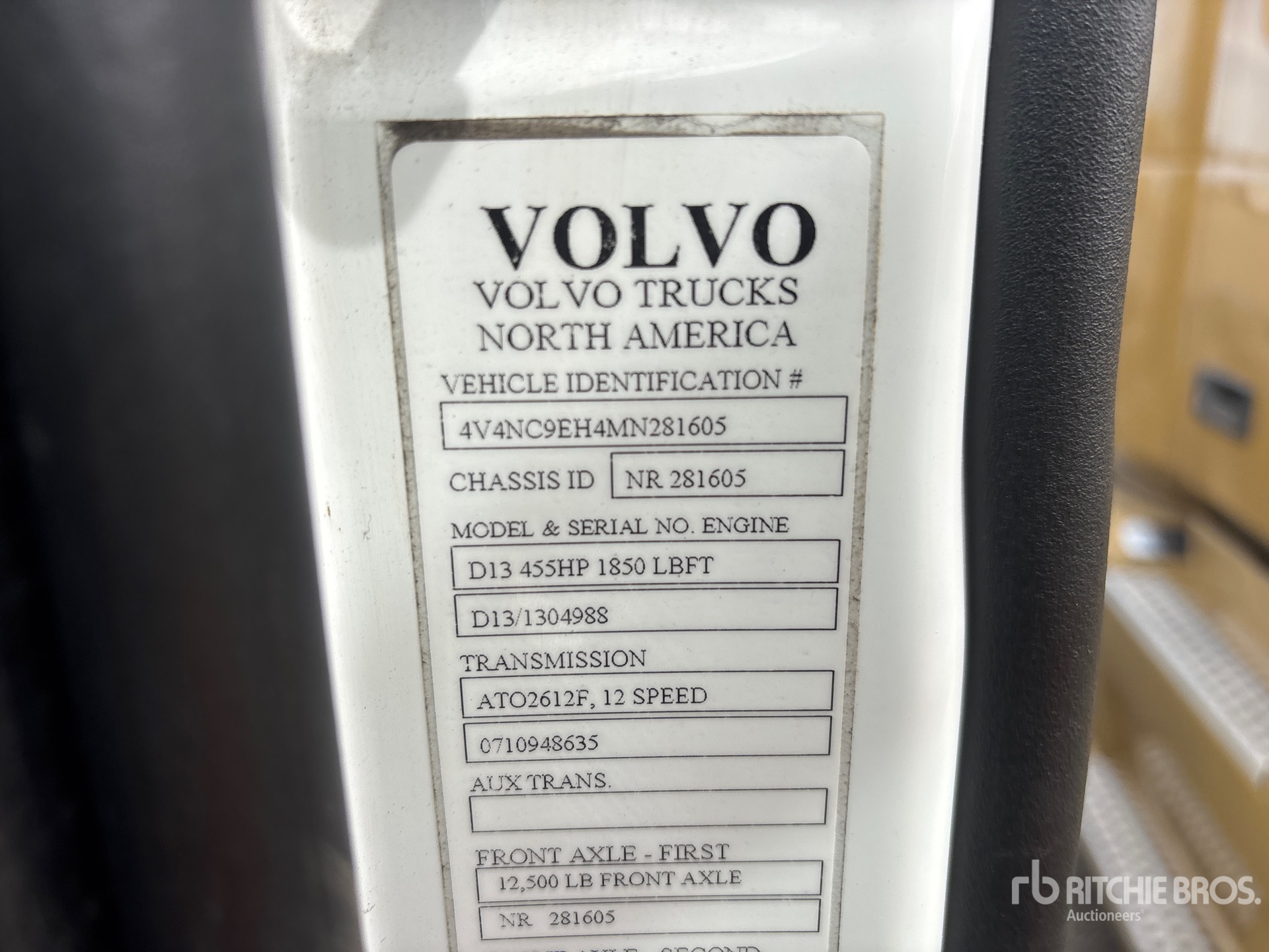2021 Volvo VNL760