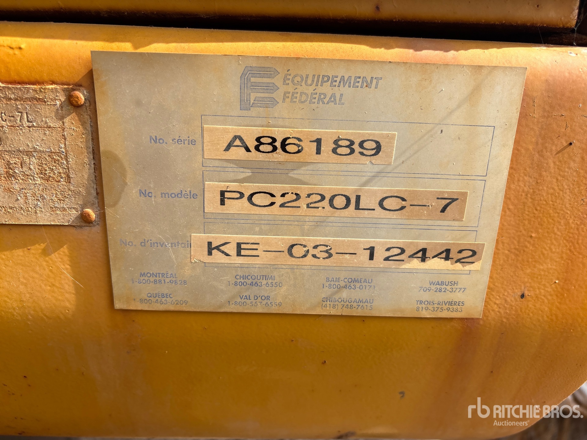 2003 Komatsu PC220LC-7