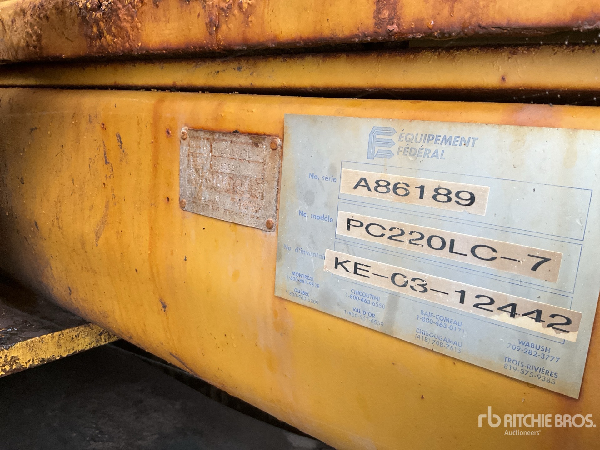 2003 Komatsu PC220LC-7