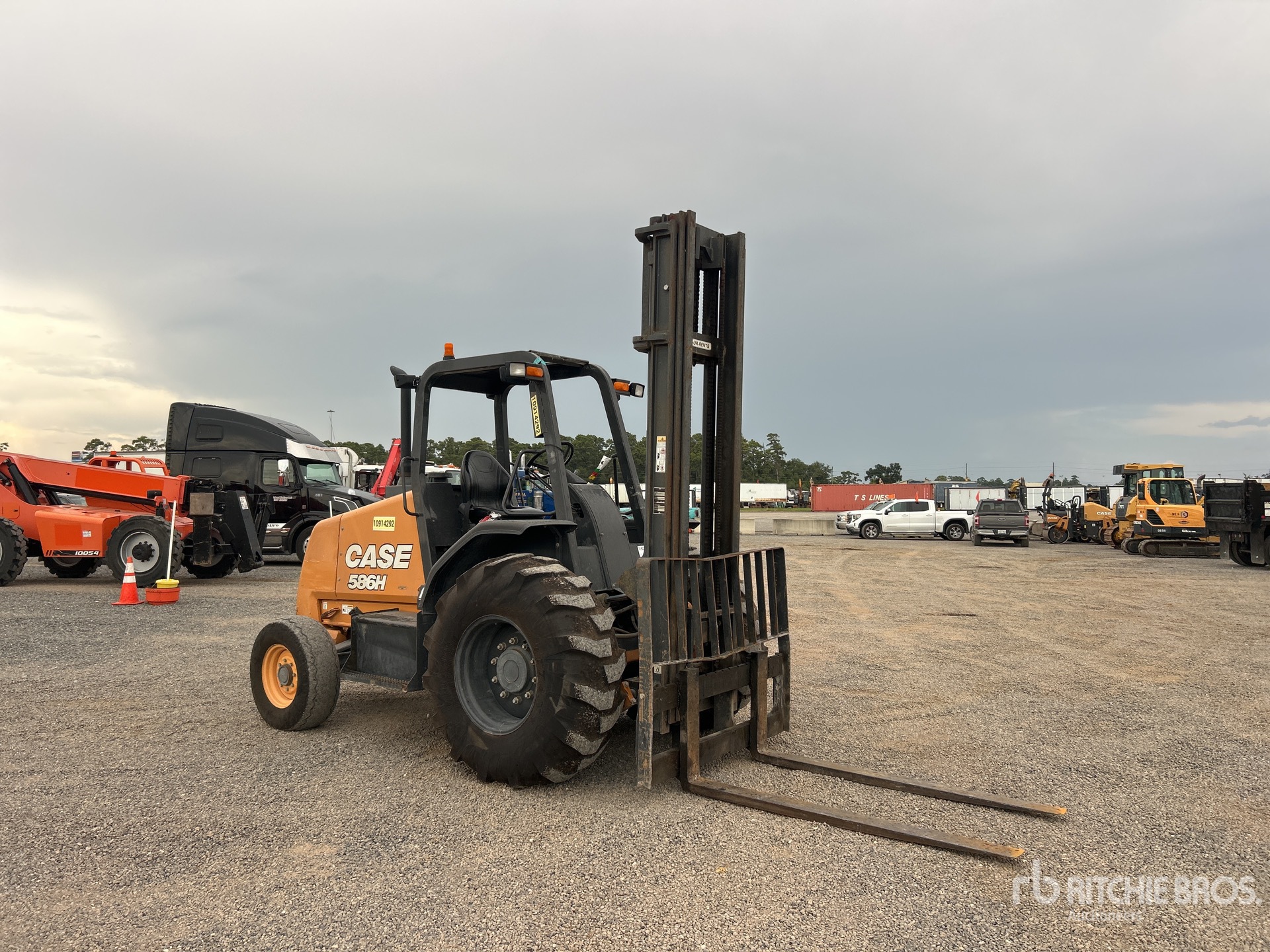 2019 Case 586H