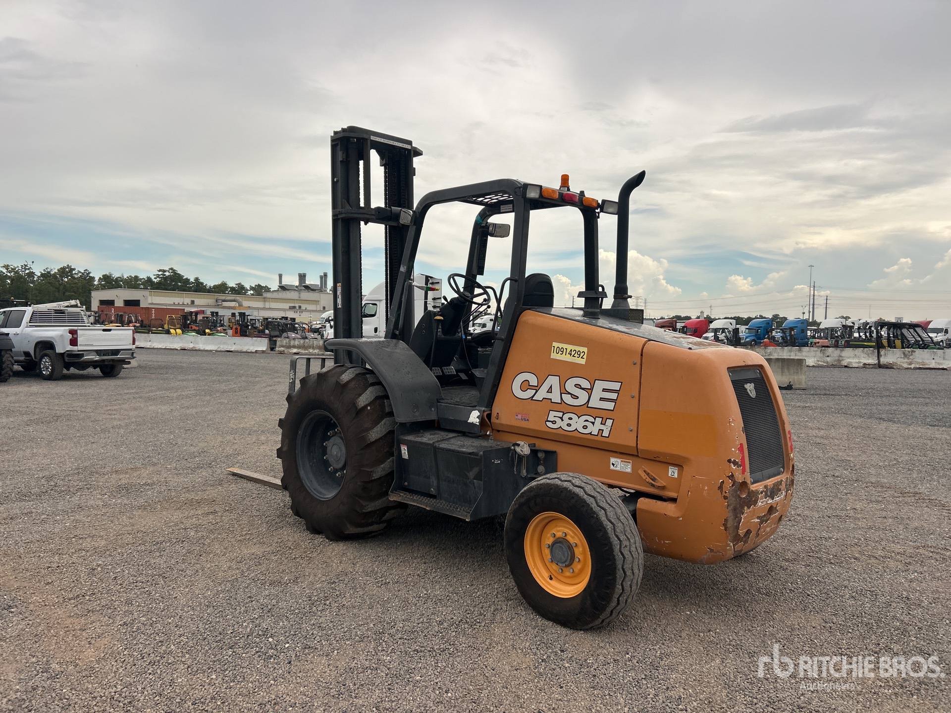 2019 Case 586H