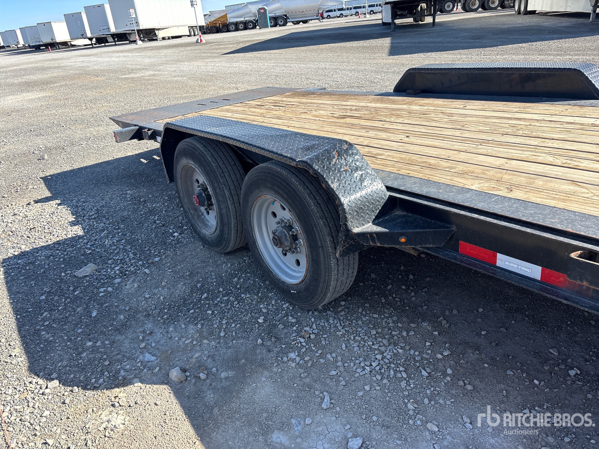2025 Sure-Trac 22 ft T/A