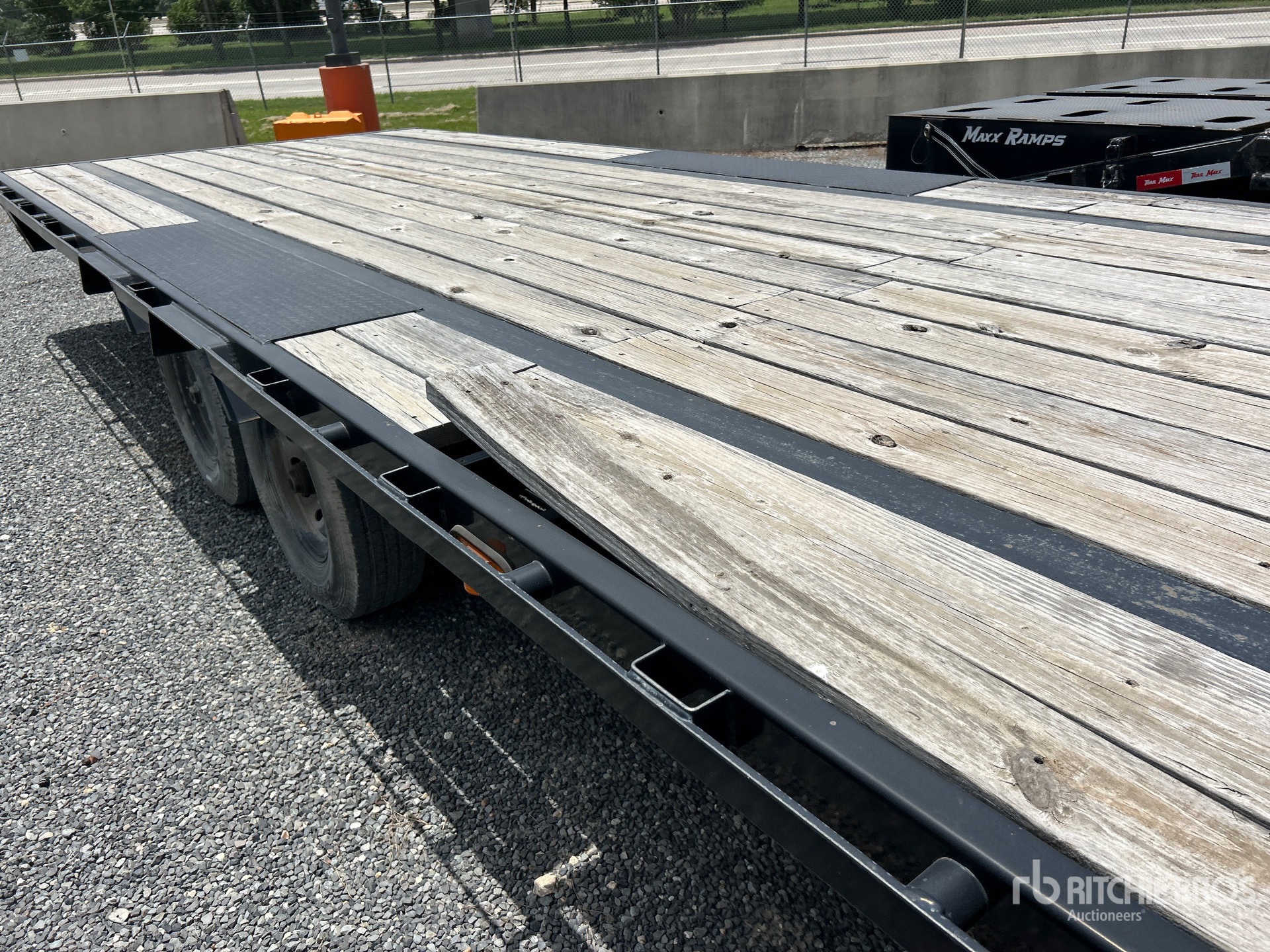 2022 Pj Trailers 3F452