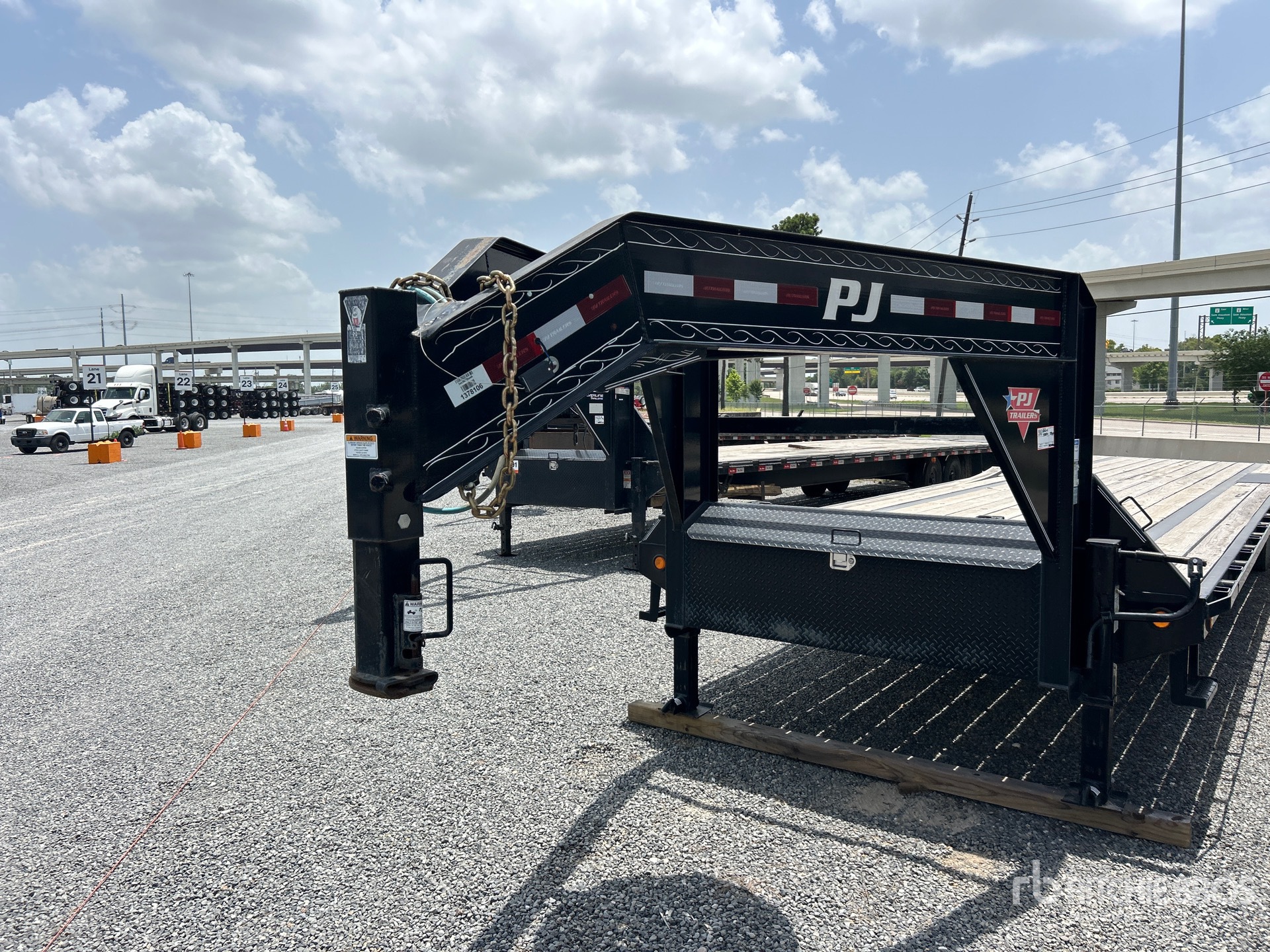 2022 Pj Trailers 3F452