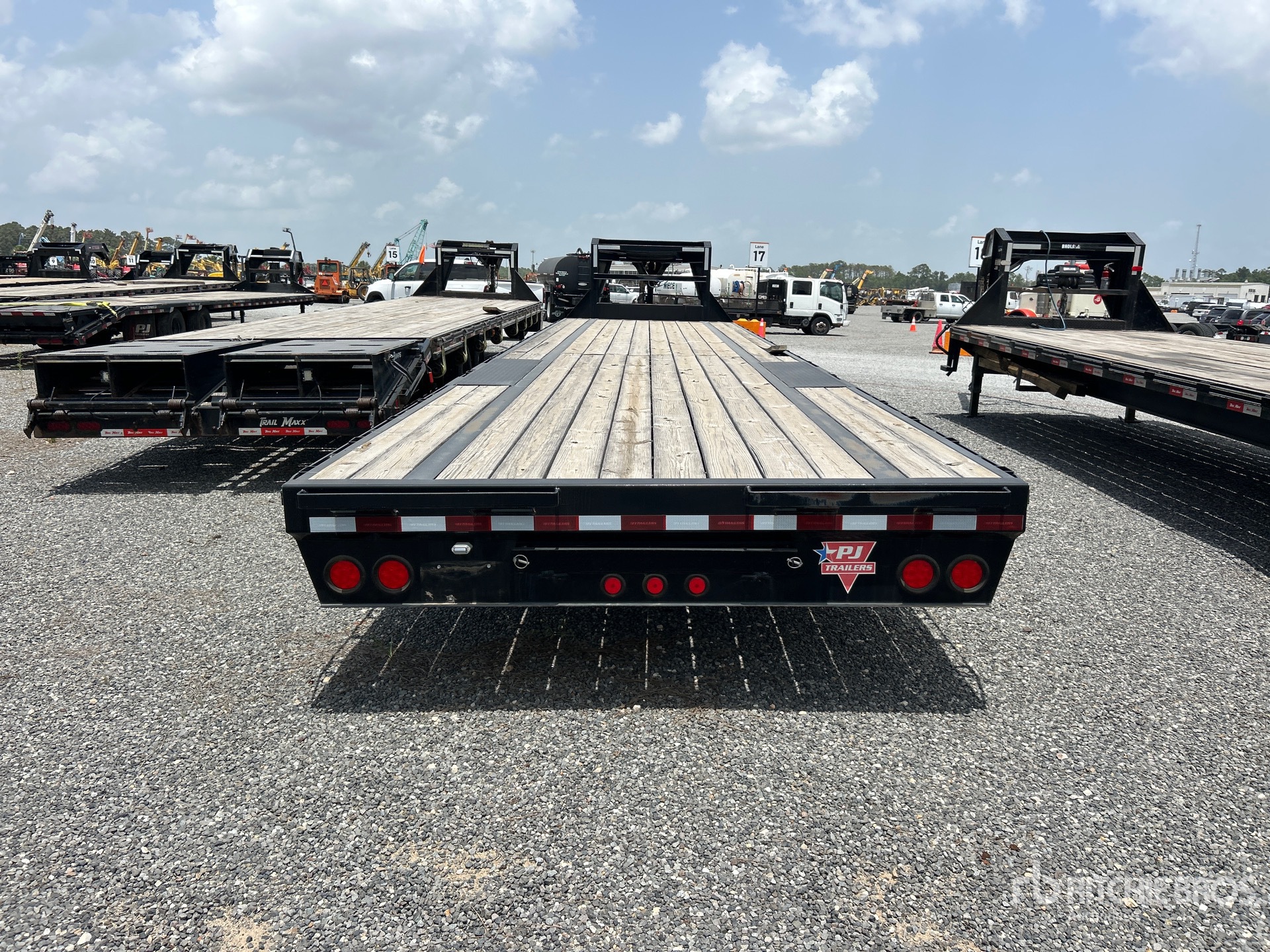 2022 Pj Trailers 3F452