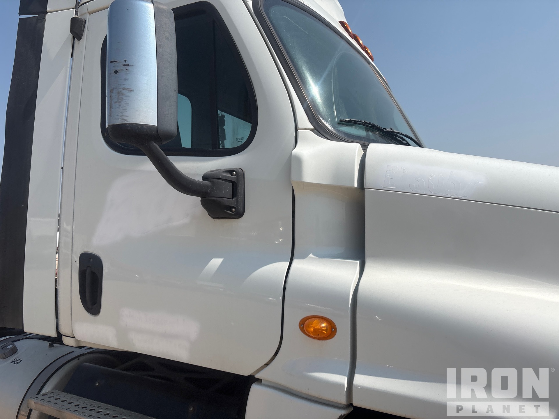 2014 Freightliner CASCADIA 125