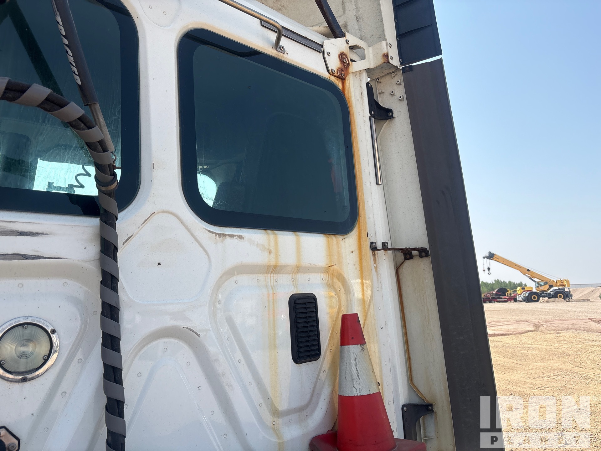 2014 Freightliner CASCADIA 125