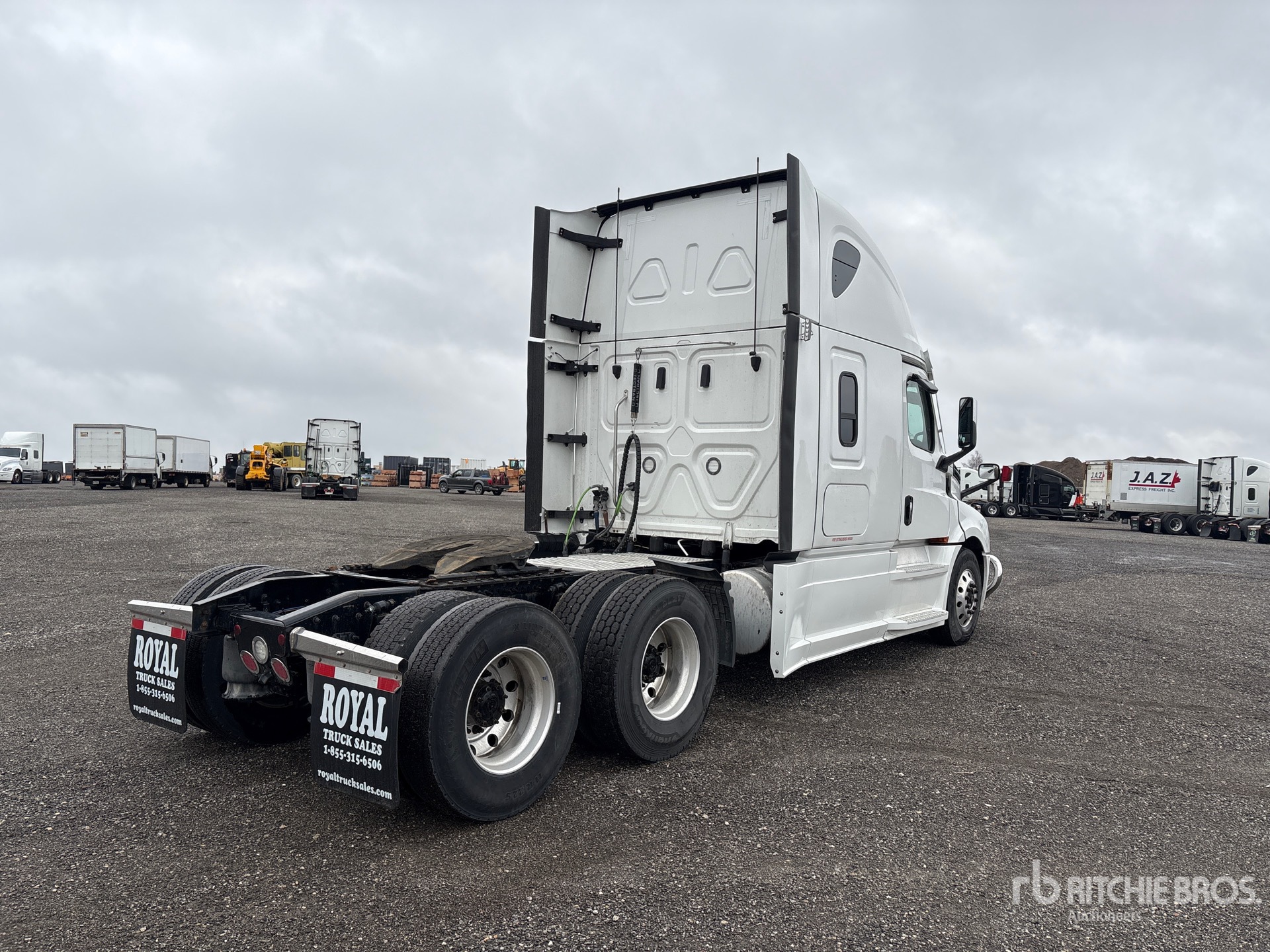 2023 Freightliner CASCADIA 126