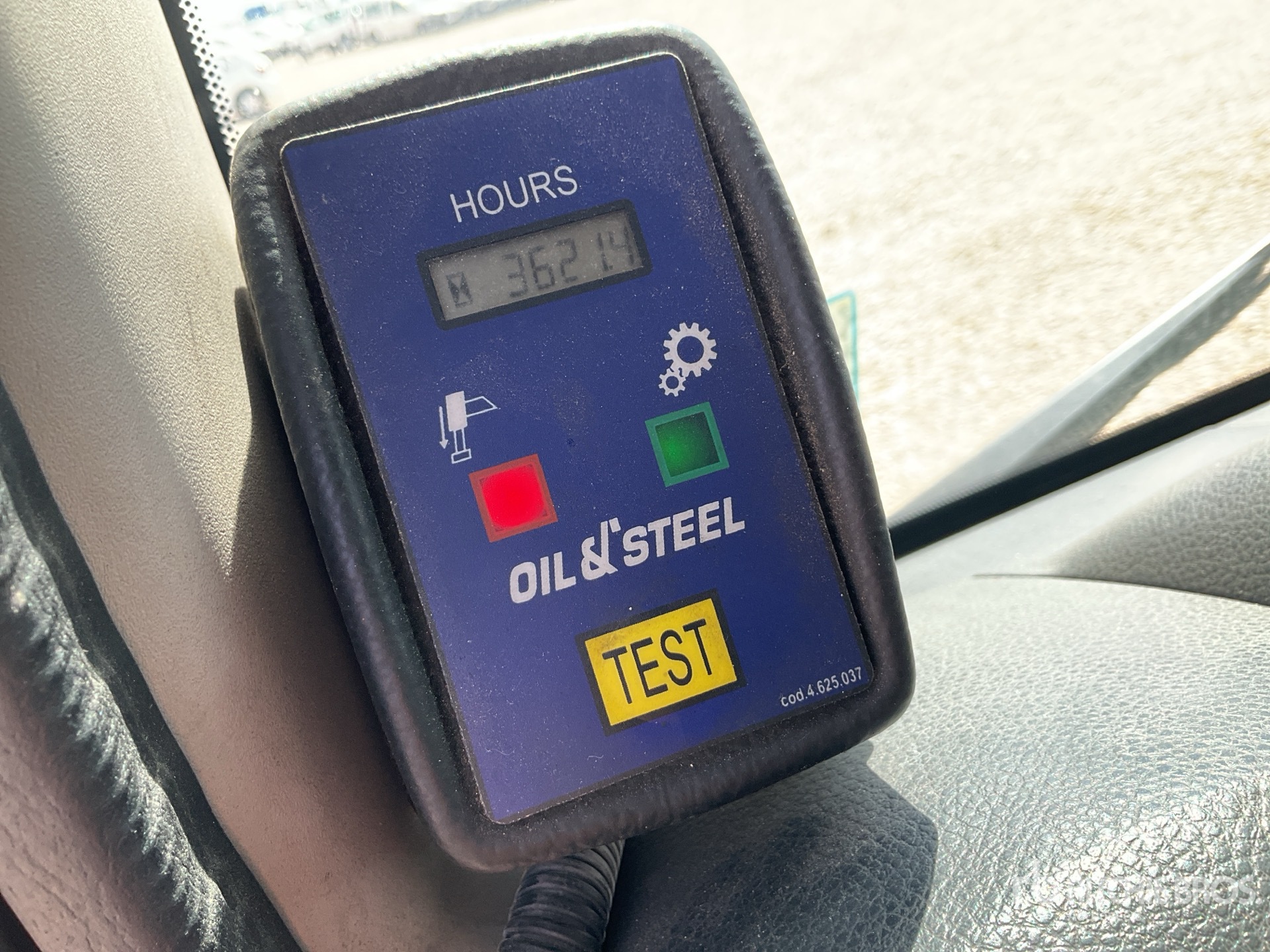 2018 Oil & Steel CABSTAR NT400 3