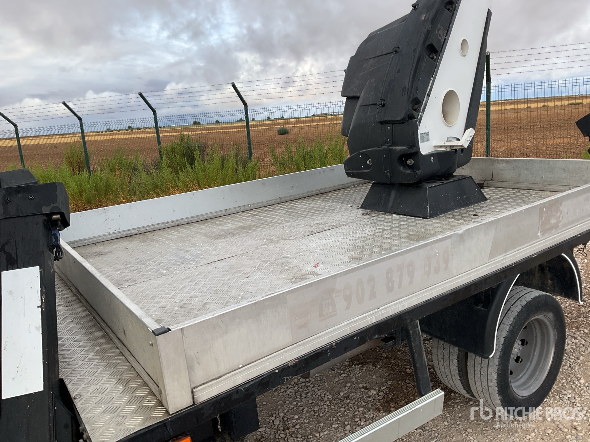 2013 Nissan CABSTAR NT400 3