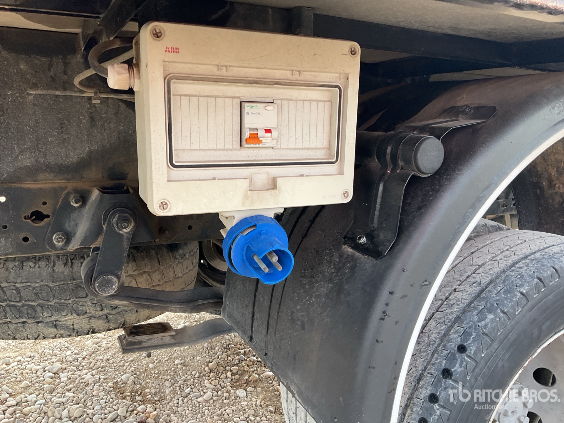 2013 Nissan CABSTAR NT400 3