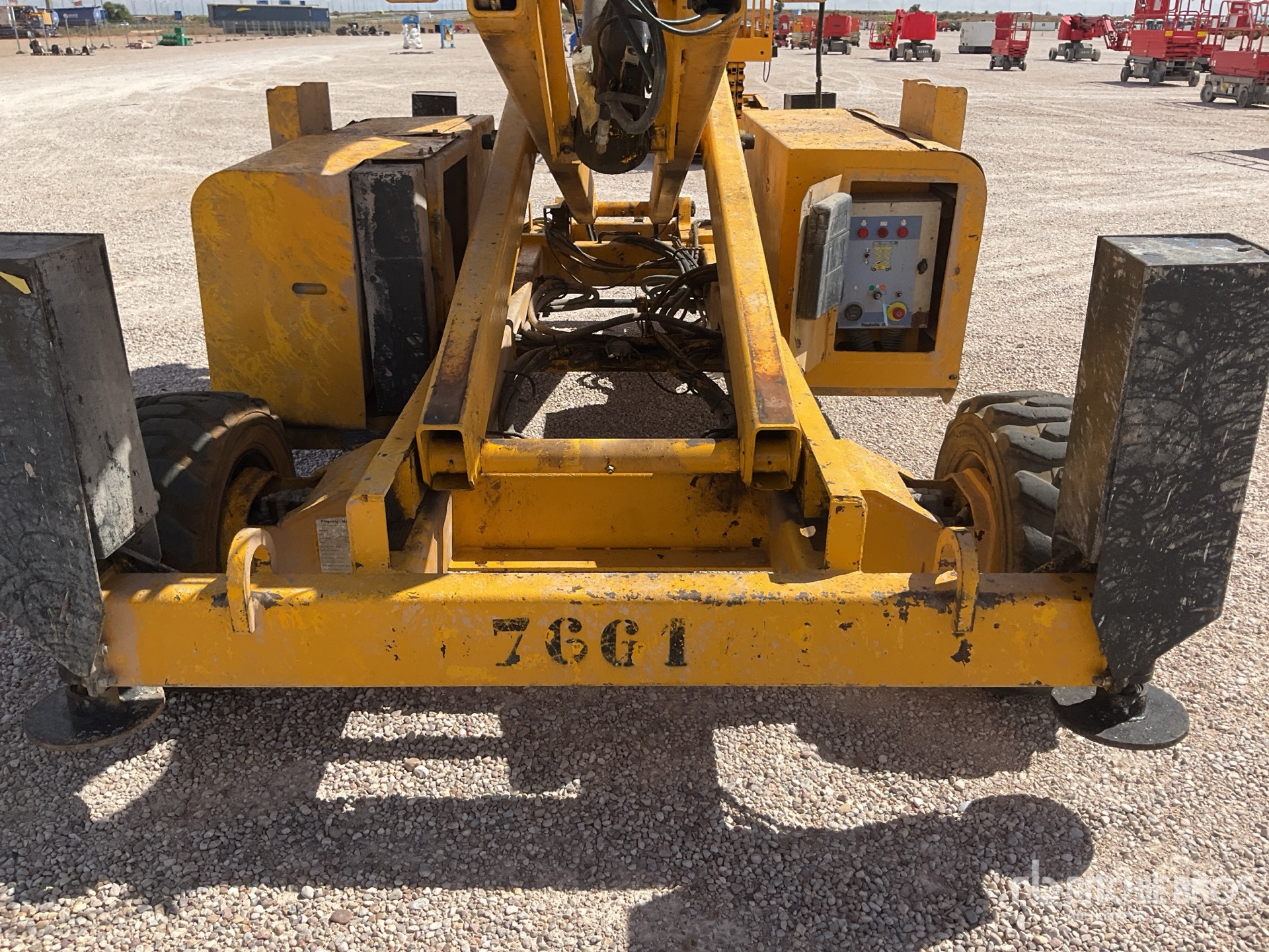 2005 Haulotte H12SX