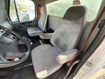 Cab with Seats/armrests