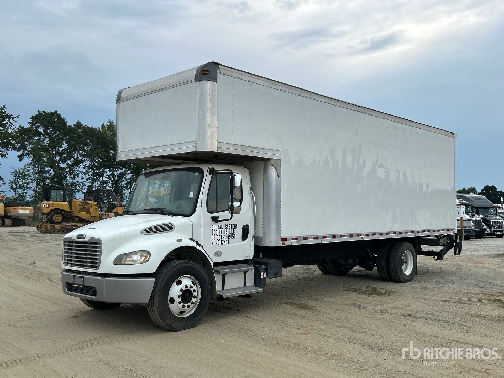 2016 Freightliner M2 106