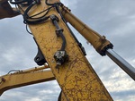 Hydraulics with Auxiliary Hydraulic Plumbing
