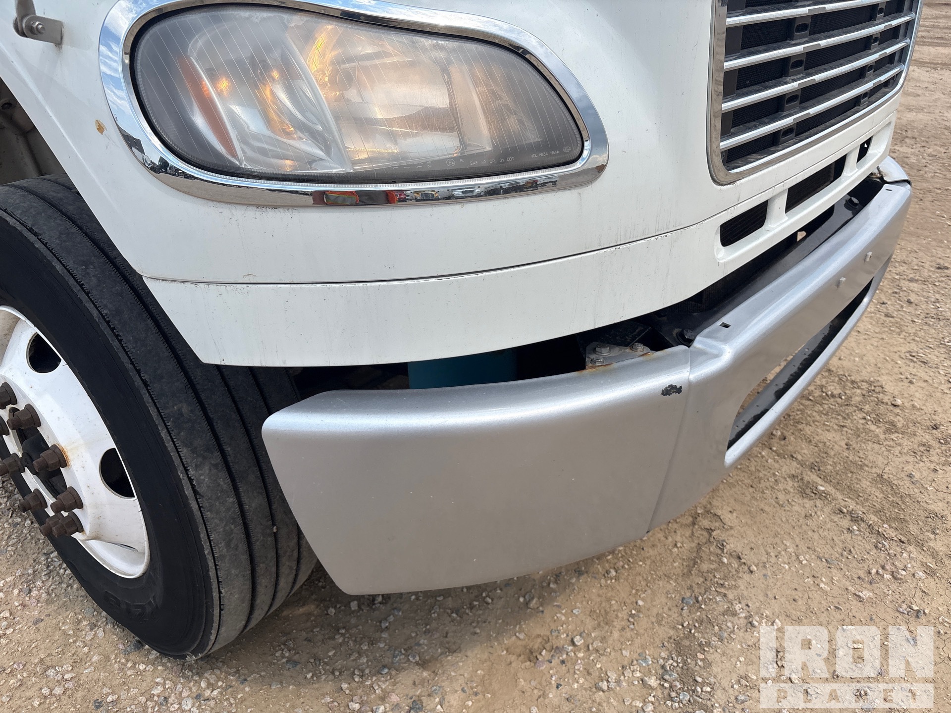 2014 Freightliner M2 106