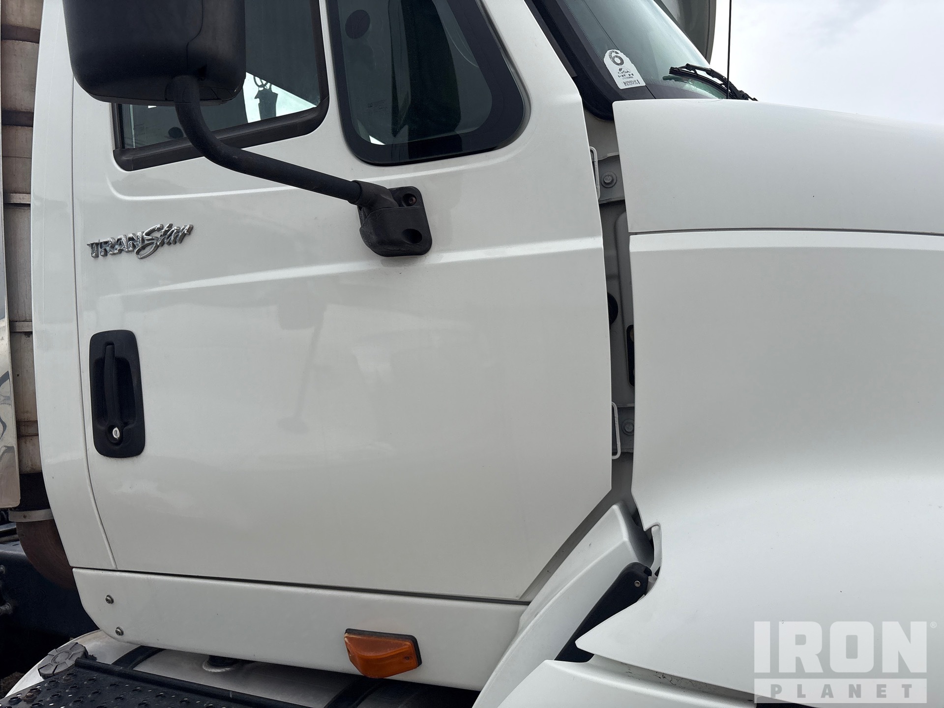 2009 International 8600