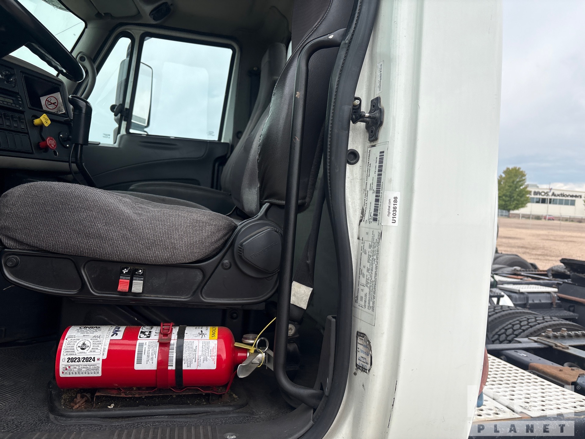 2009 International 8600
