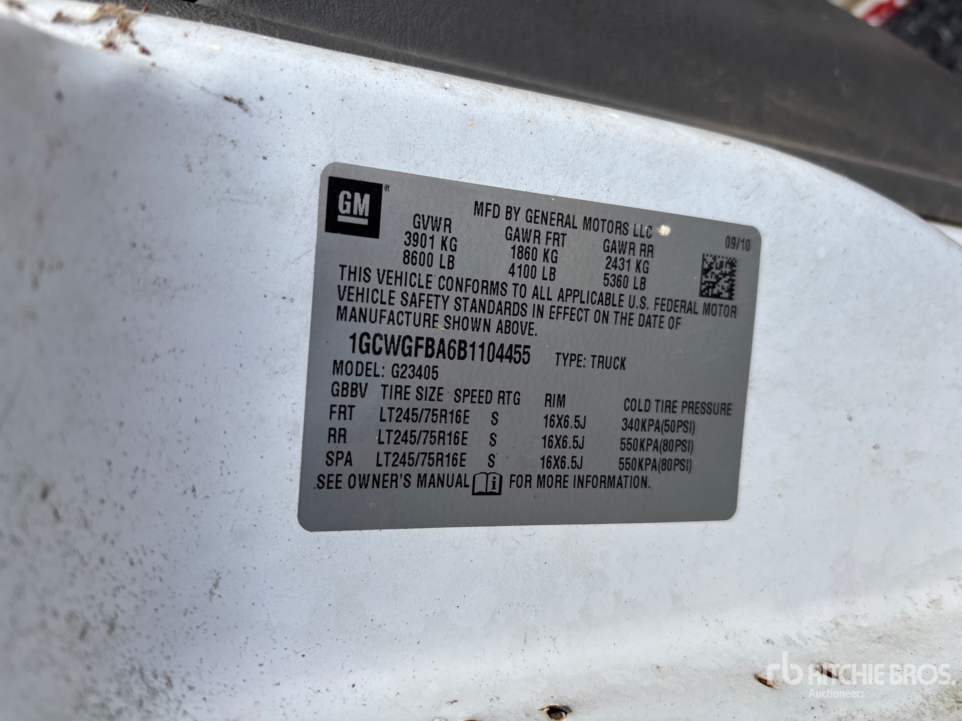 2011 Chevrolet 2500 EXPRESS