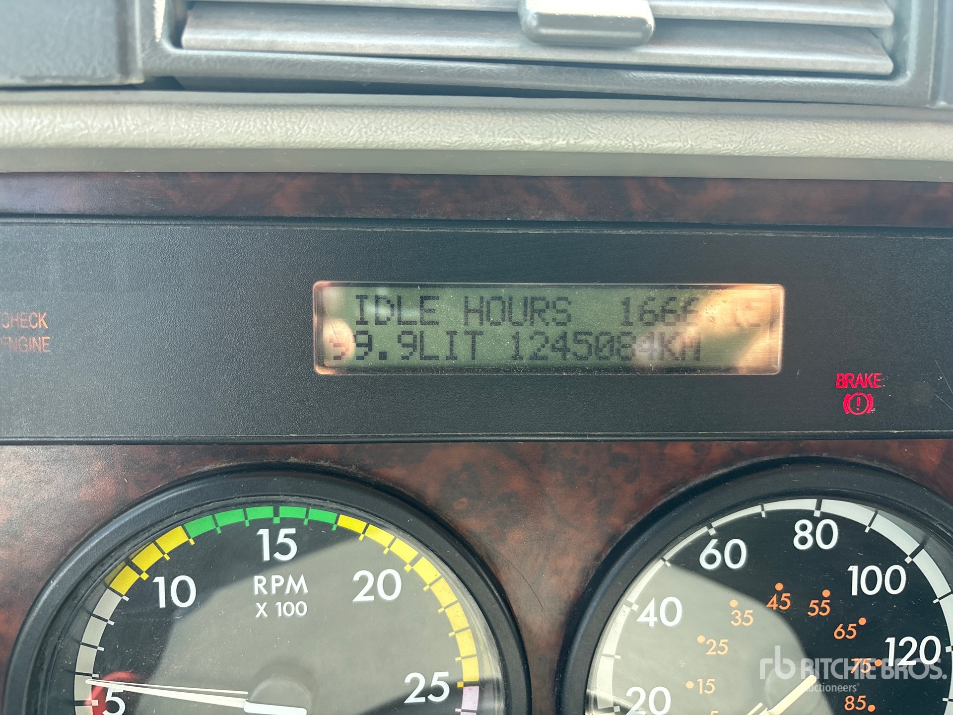 2007 Freightliner CST120