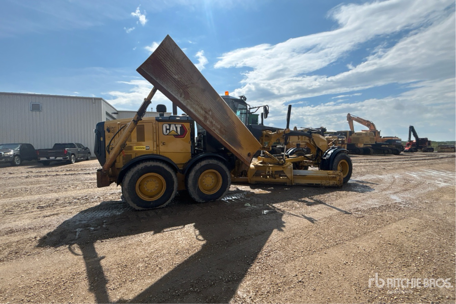 2021 Caterpillar 160