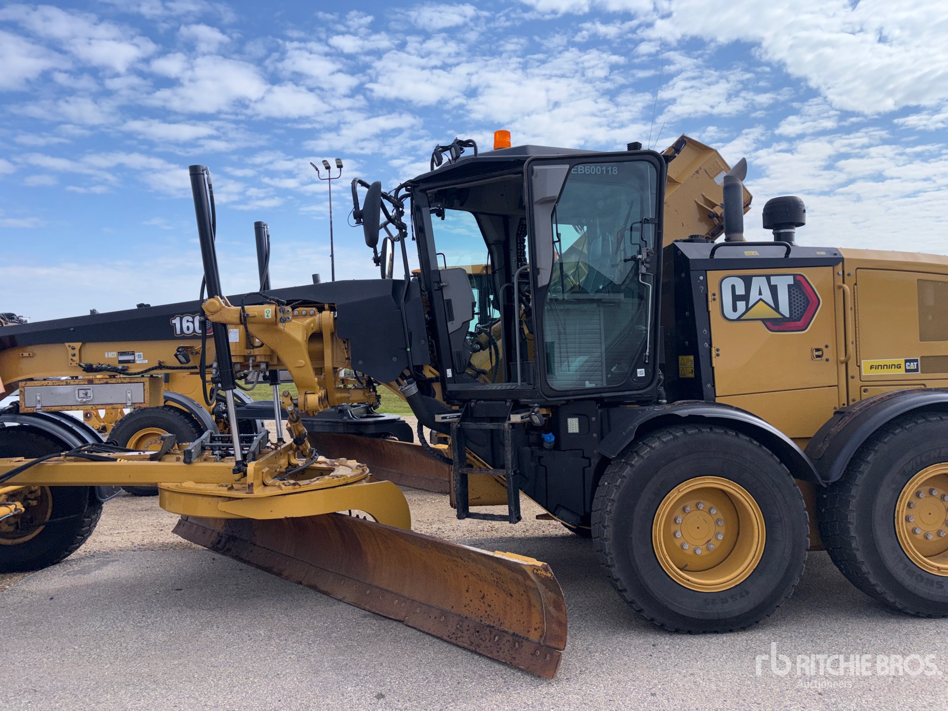 2021 Caterpillar 160