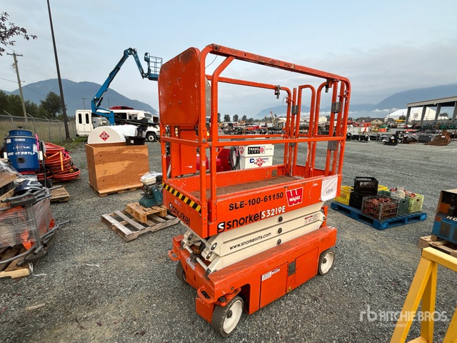 2019 Snorkel S3219E Scissor Lift