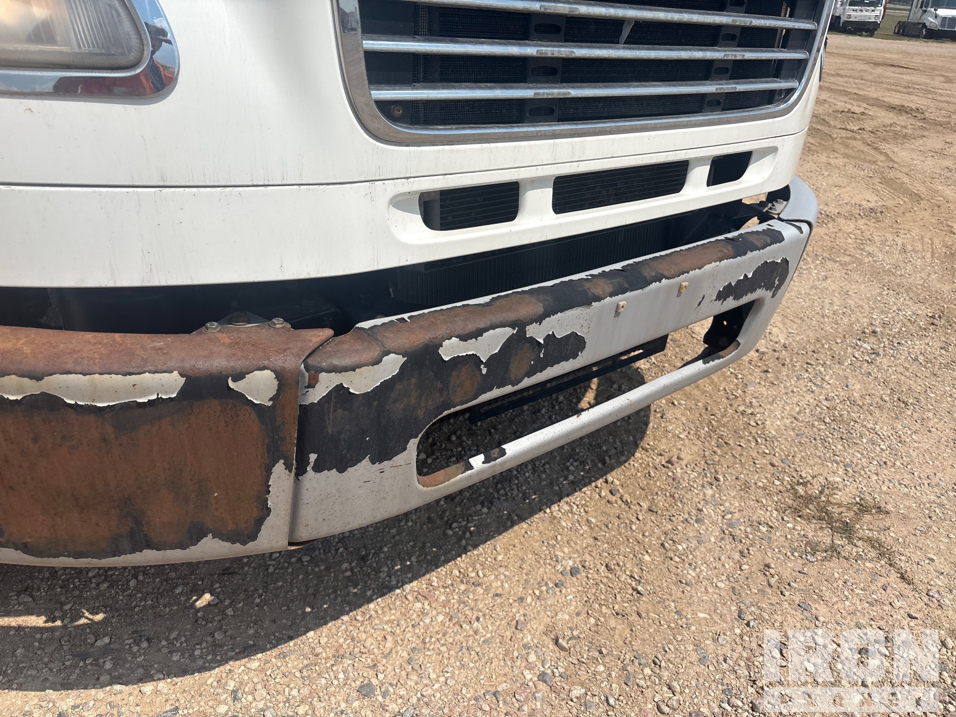 2014 Freightliner M2 106
